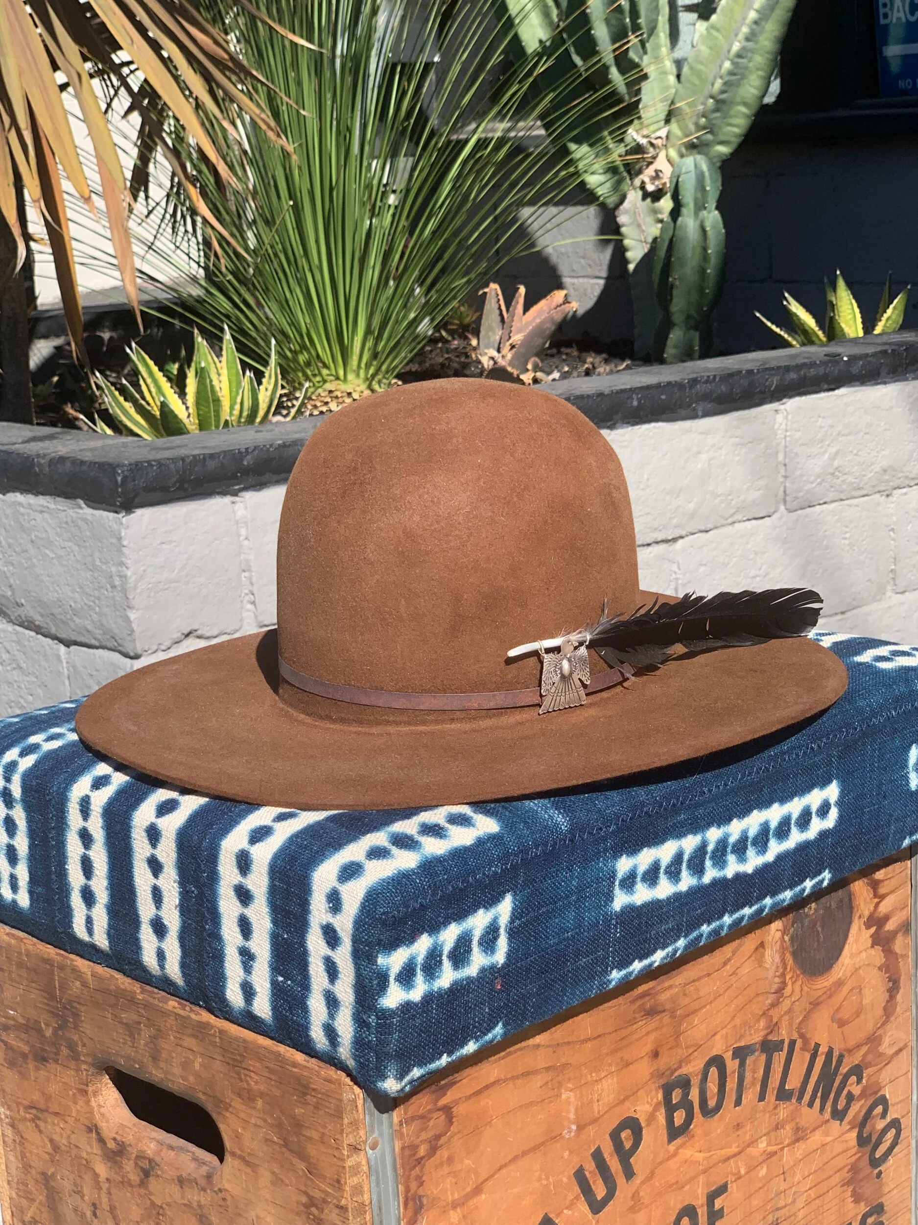 5C821B21-BE0B-490C-923F-3402233D9C0D