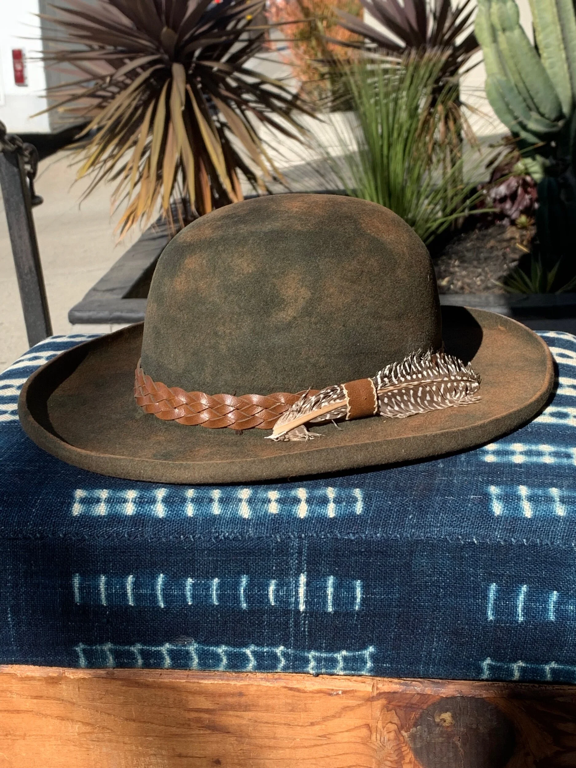 988A4956-6C42-49FE-BDB6-54B01E2CA020