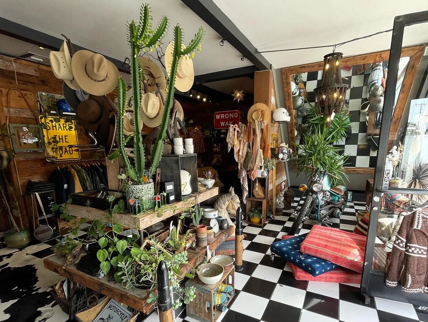 B040A8ED-7C90-492A-83D0-0D5DE1C2CA29