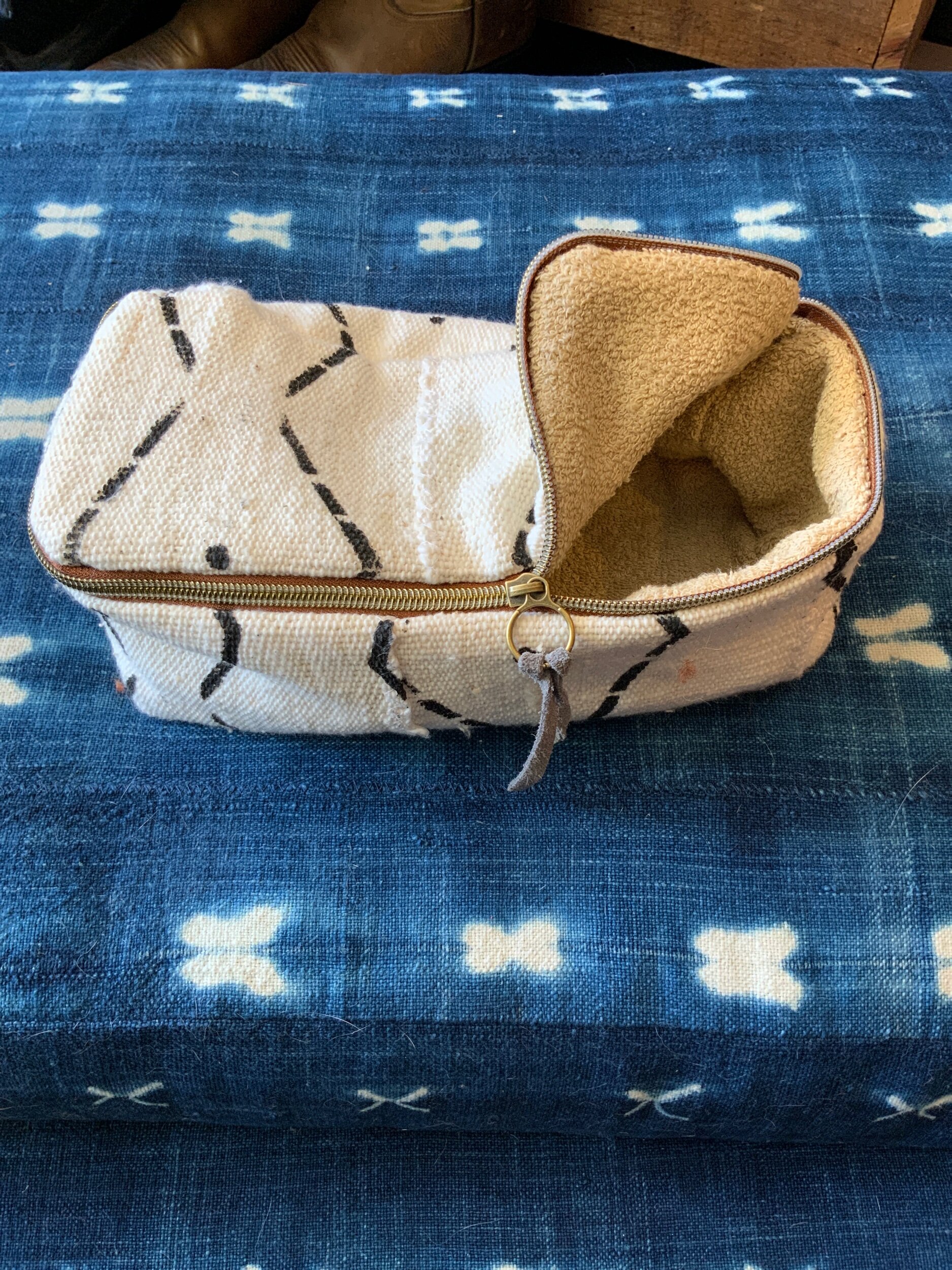 828A5879-231F-4B45-90C1-8138A64E164F