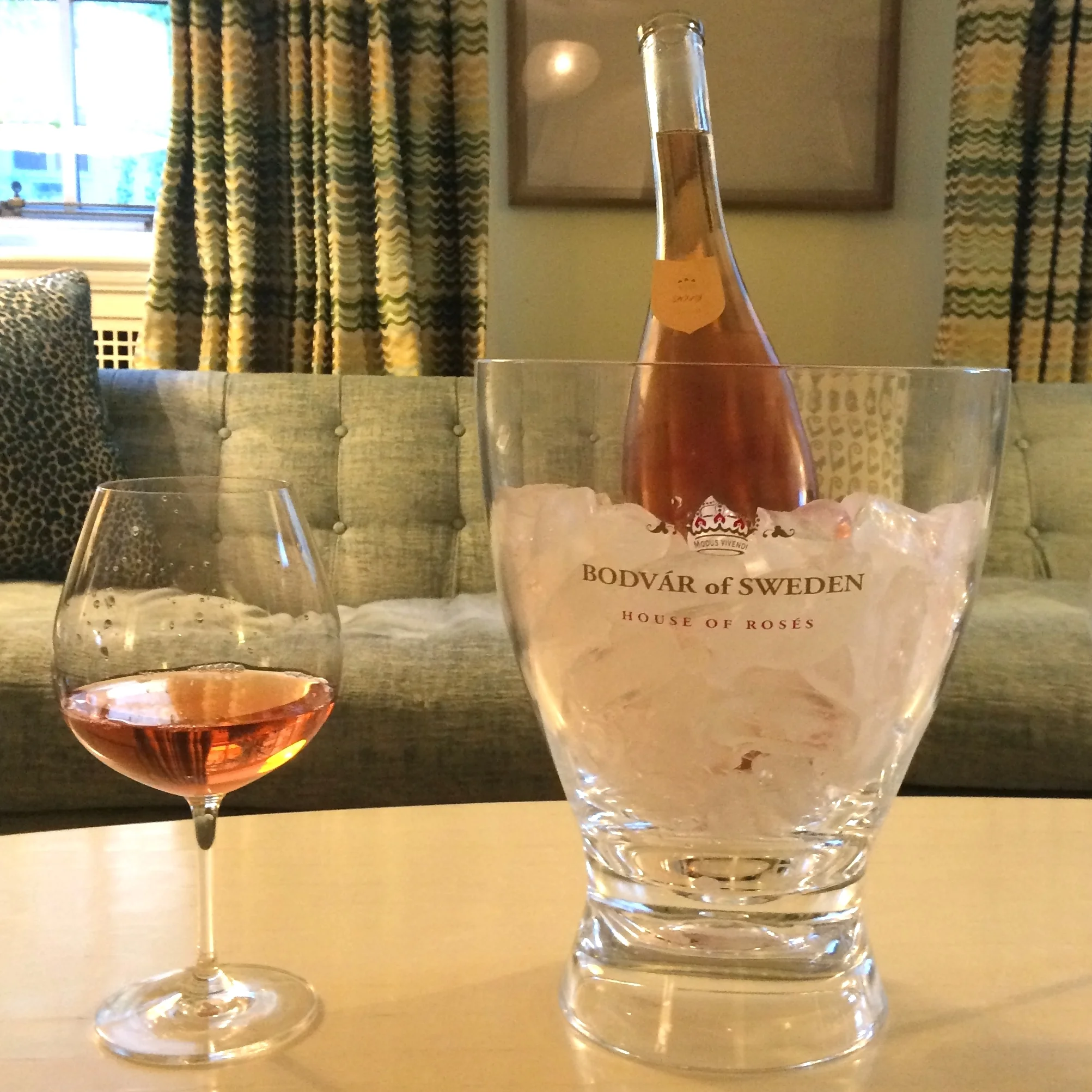 Bodvár of Sweden rosé in the Geary's living room in front of a work by Mona Hatoum , who currently has a show at the Centre Pompidou in Paris.
