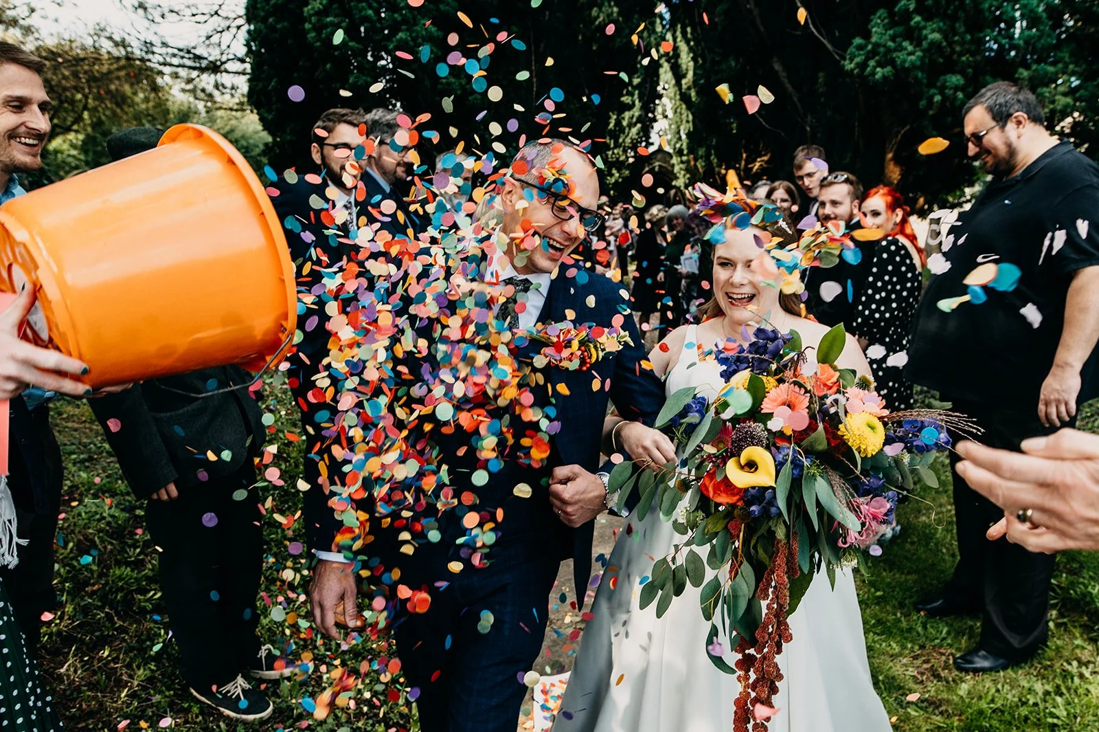 Confetti throw photography