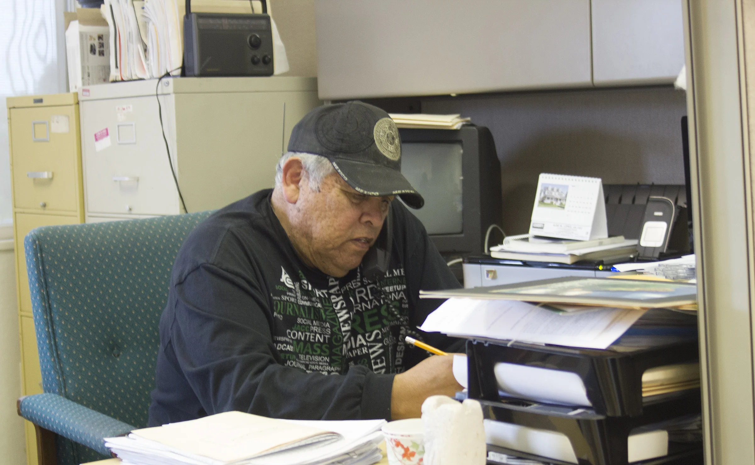 Journalists fete trailblazing publisher Juan Gonzales