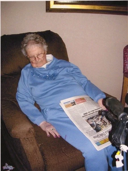 Man sleeping while reading Santa Monica Daily local Newspaper.JPG