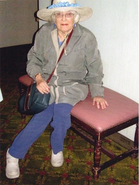 woman with hat and purse going on date.JPG