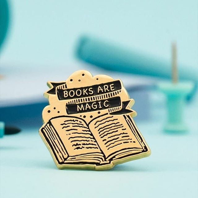 We designed a cute range of Christmas collectable enamel pins exclusively for Dymocks bookstores. Made by Yellow Creative.
.
.
.
.
#Inspiration #graphicdesign #brandingstudio #creativestudio #marketing #b2b #motivation #video #webdesign #website #vid