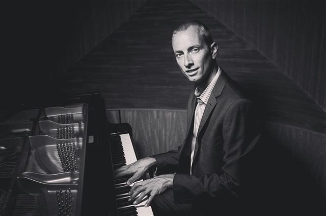 Catch pianist and all round entertainer @hbsaxby at @rothswinebarmudgee this Saturday night! He&rsquo;ll be kicking off in the shed from 8pm with all of your favourites. #mudgee #music #suaver
