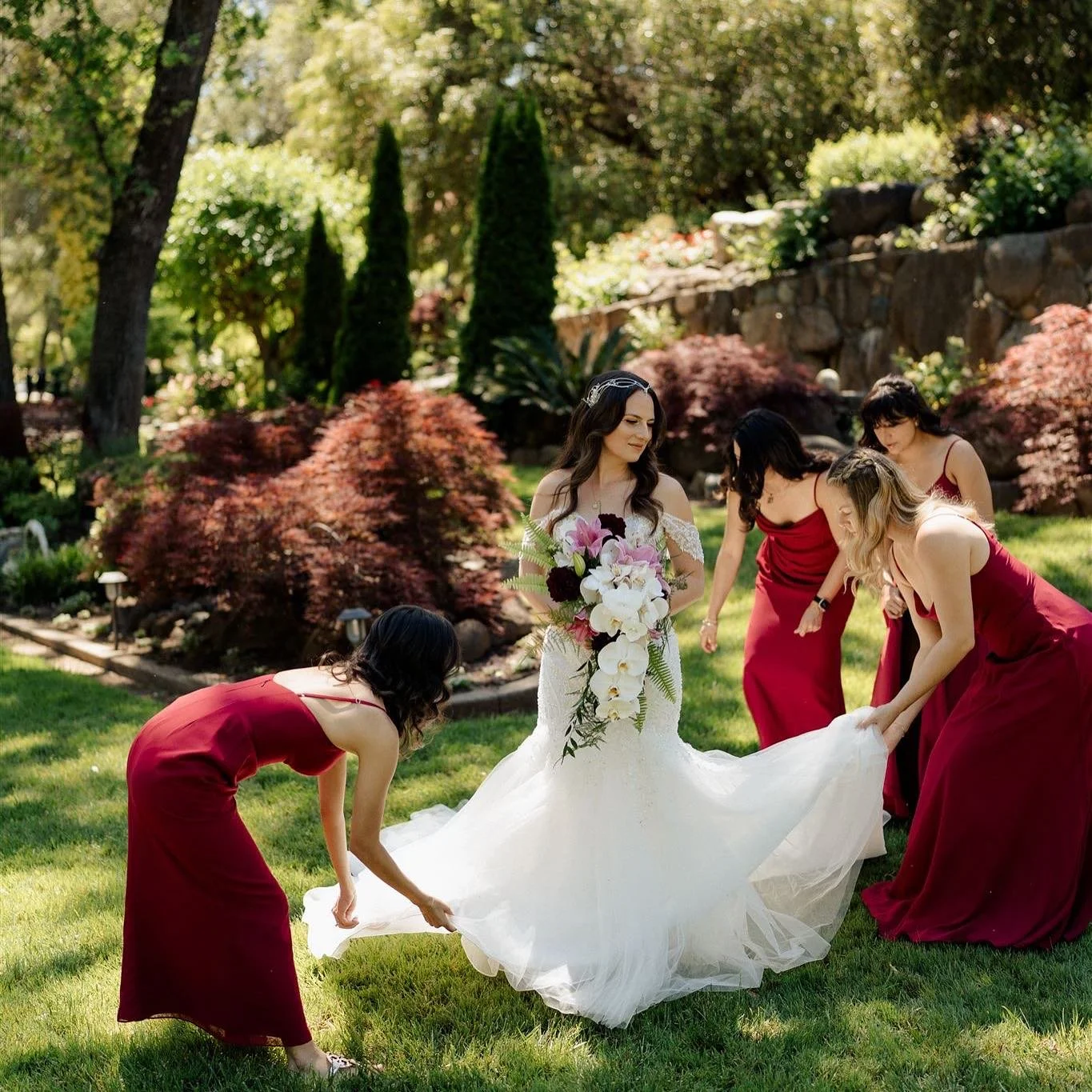 Nothing beats celebrating forever with your favorite people! 

Photography @weddingfeels.co 
Venue @centerville_estate 
Florals @fullersflowers59 
Dessert @lovelylayerscakery 
DJ @chicoweddingdj
Beauty Styled by Alejandro and Naaz Ali 
Caterer @chico