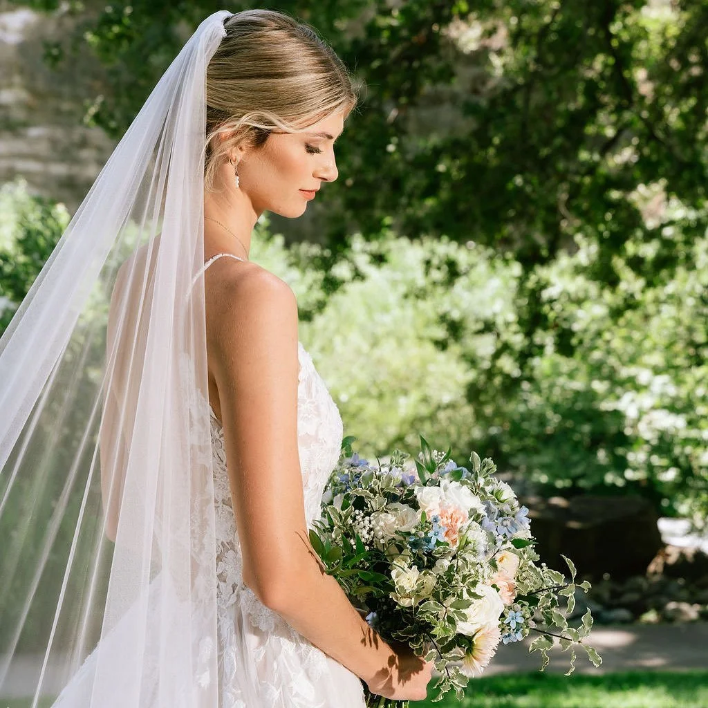 Thinking back to this canyon view and E &amp; N&rsquo;s beautiful vows expressing the promise of forever! 💍 Choosing your wedding venue is a big decision, we&rsquo;d love to know how you knew you found &ldquo;the one.&rdquo; Was it love at first tou