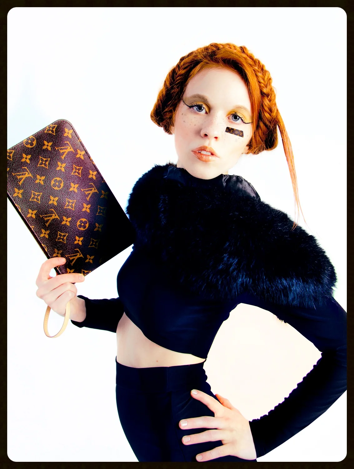 DOLLY LV FINALLR.jpg