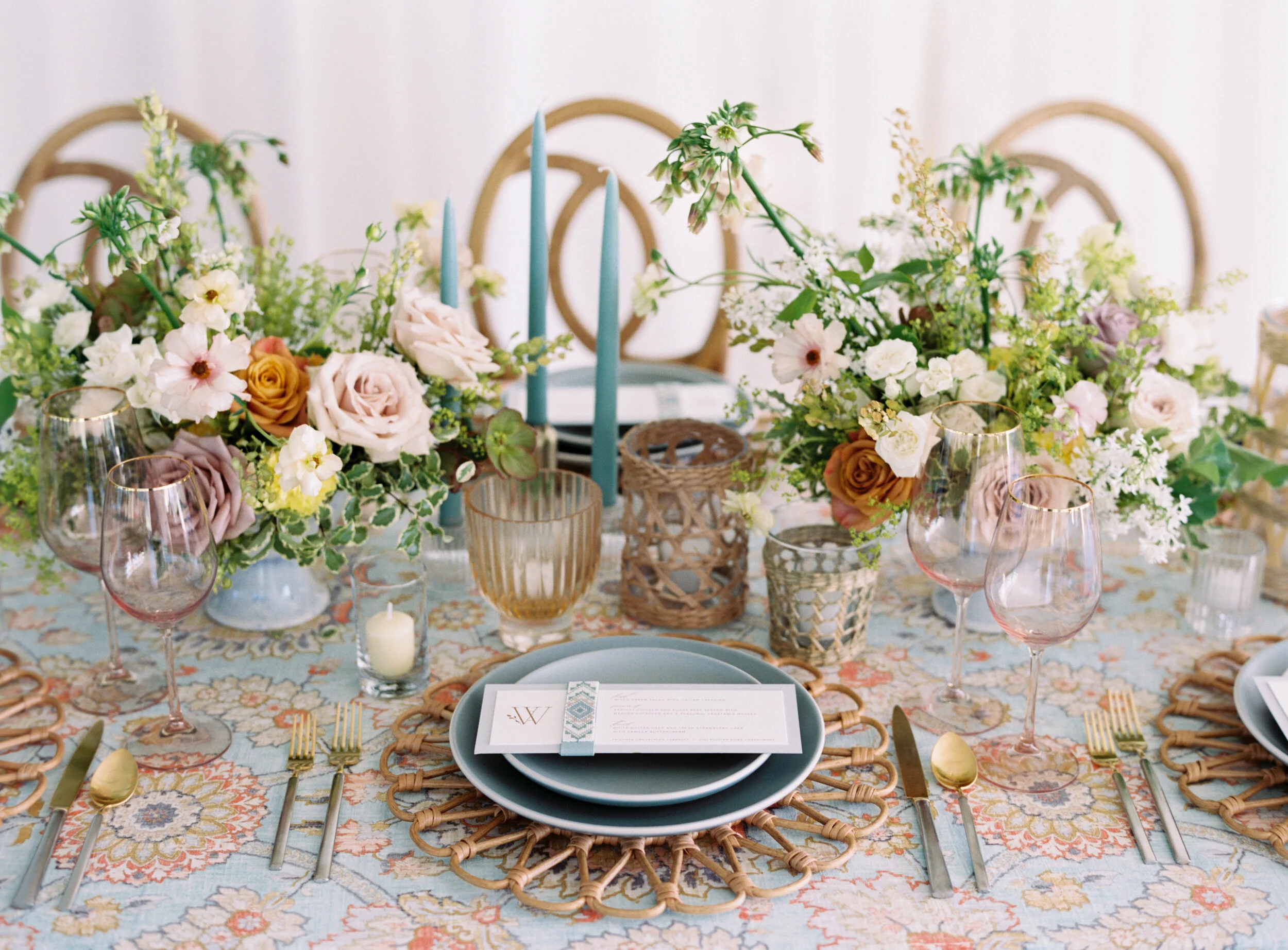 Real Wedding: Alicia + Austin: A Citron + Turquiose Palette in May Featured on Martha Stewart Weddings