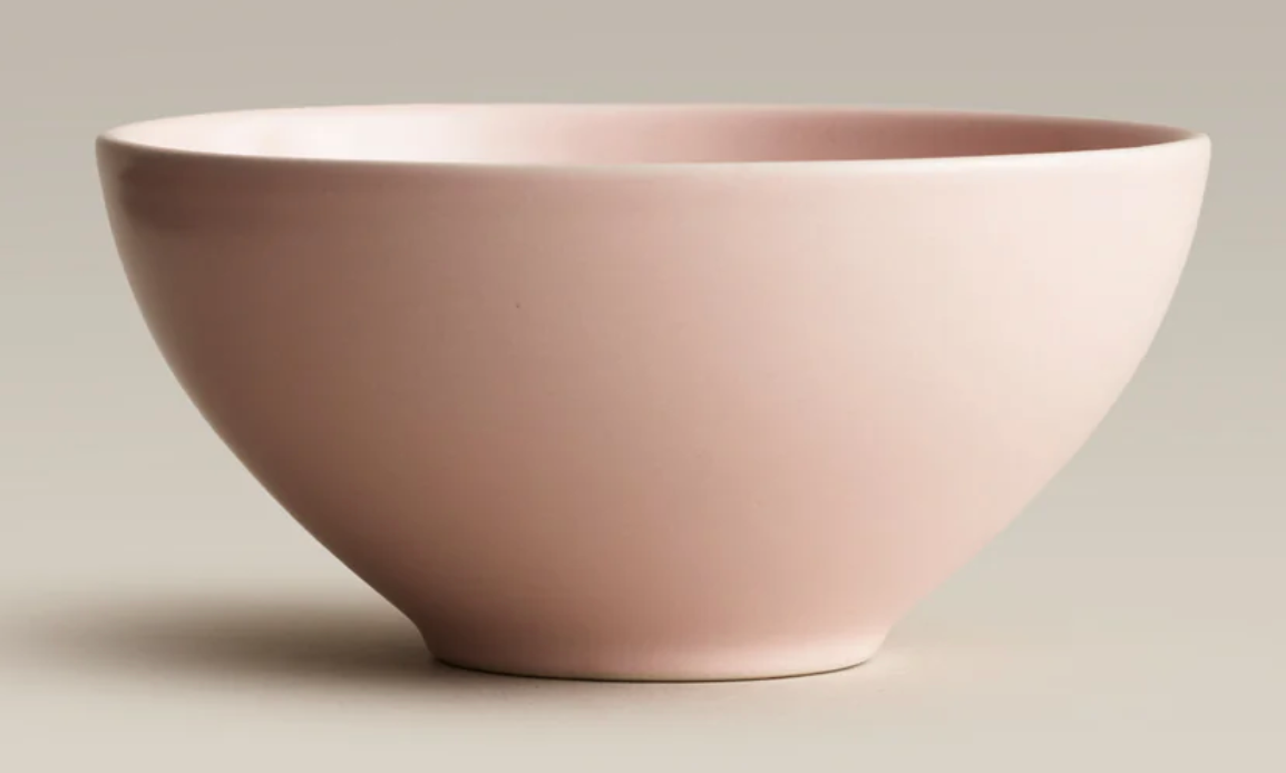 Pink bowl 6" w x 2.5" t $5 (20) 