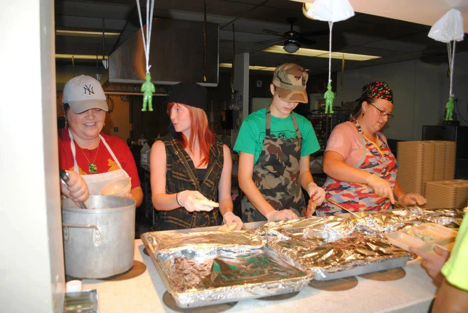 4Cooksinthe kitchen.jpg