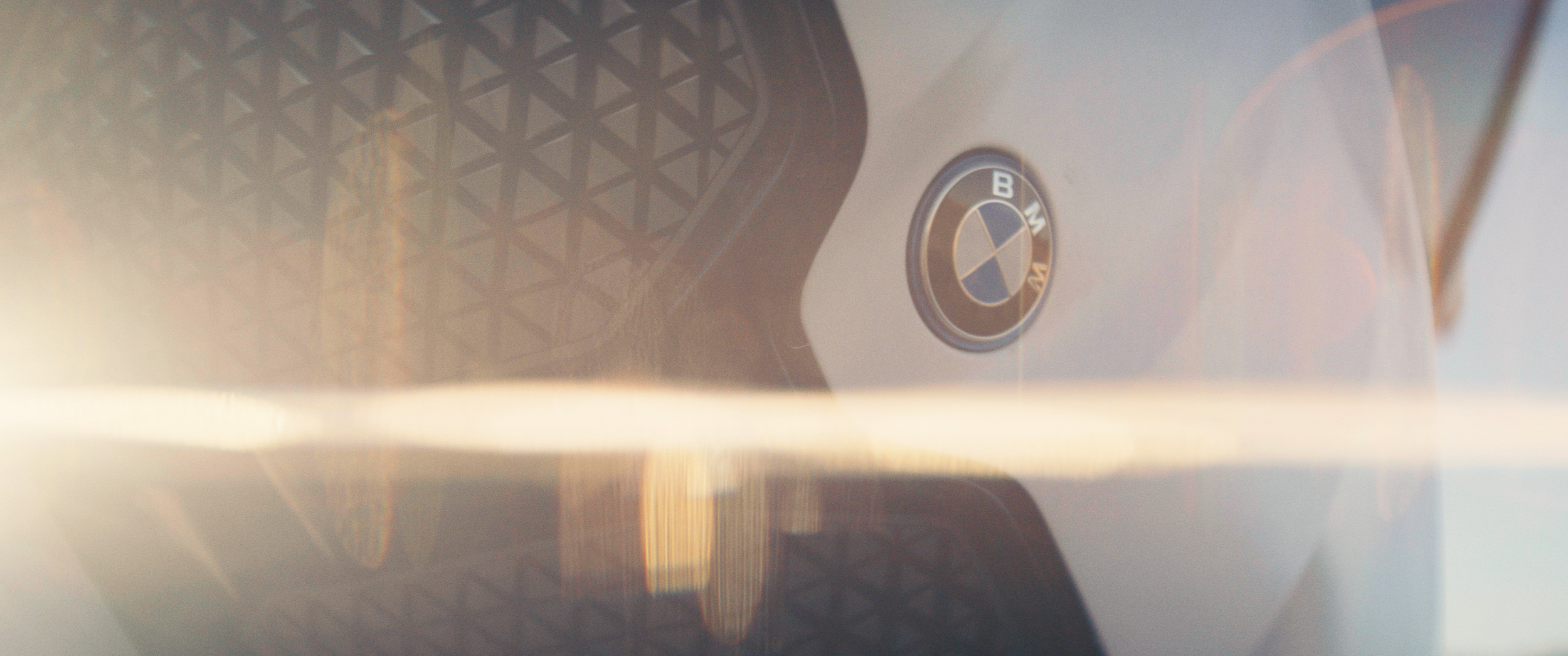 BMW iX DIRECTOR'S CUT CONFORM.00_01_10_01.Still037.png