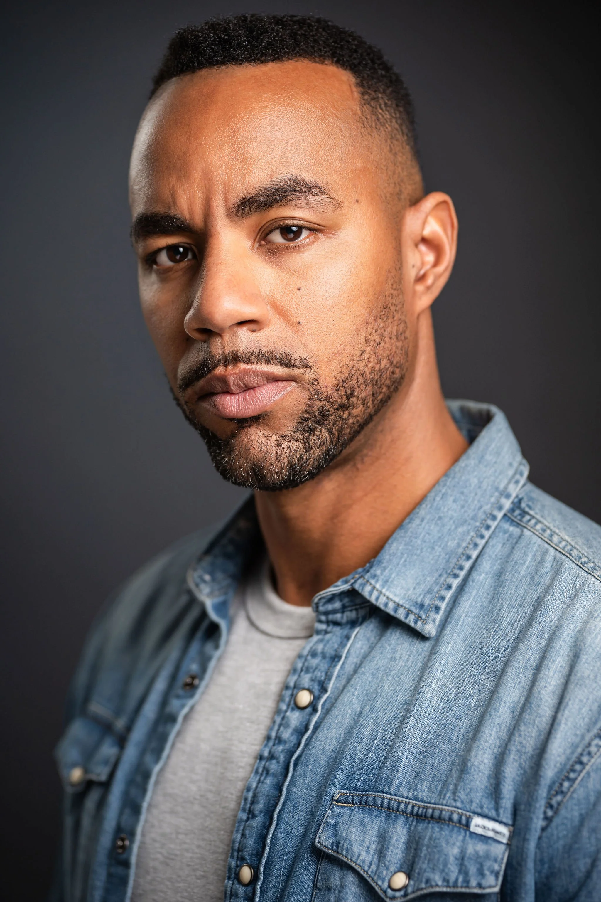 Mat Lo Vancouver Actors Headshots Photographer Actor Headshot6.jpg