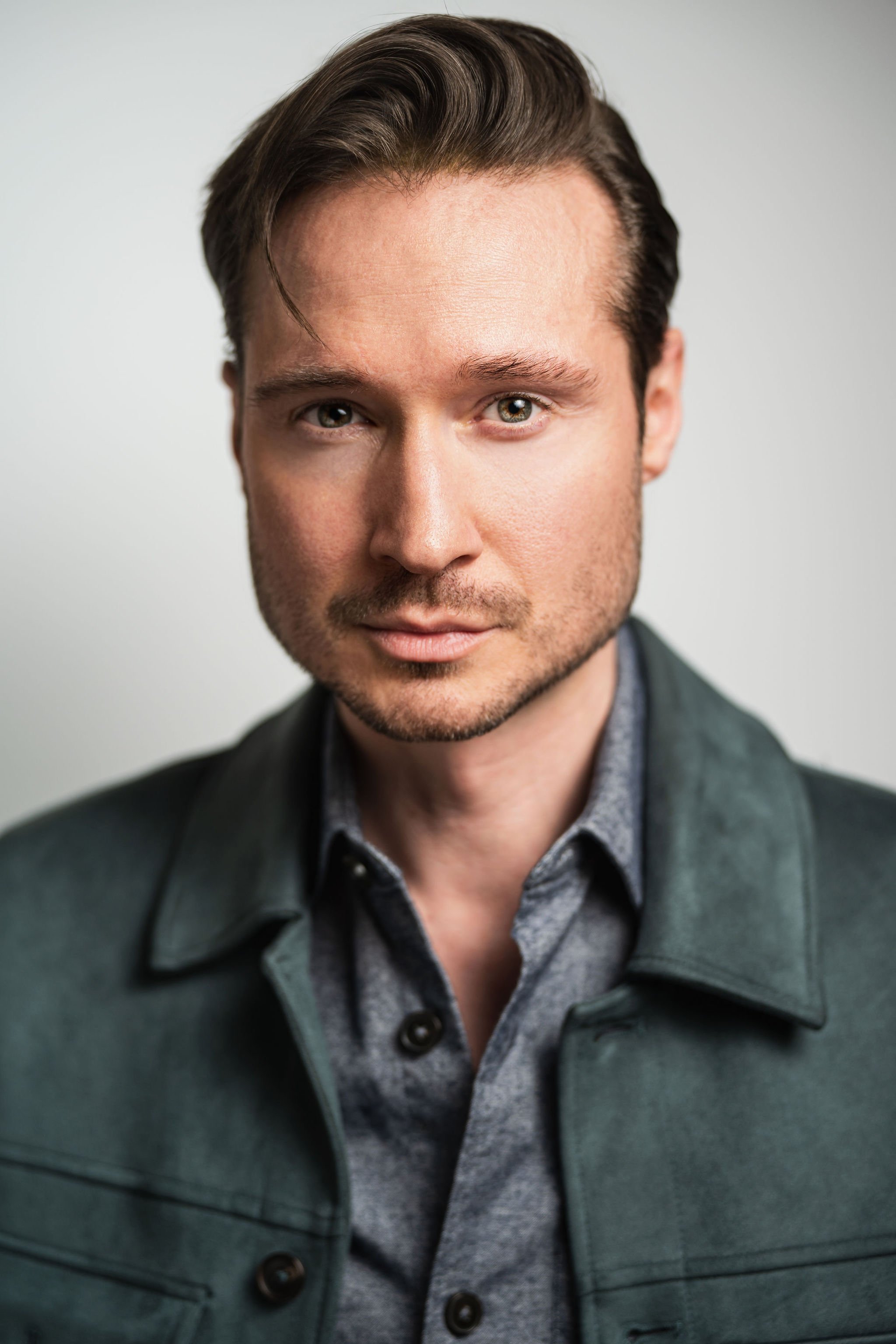 Mat Lo Vancouver Actors Headshots Photographer Actor Headshot7.jpg