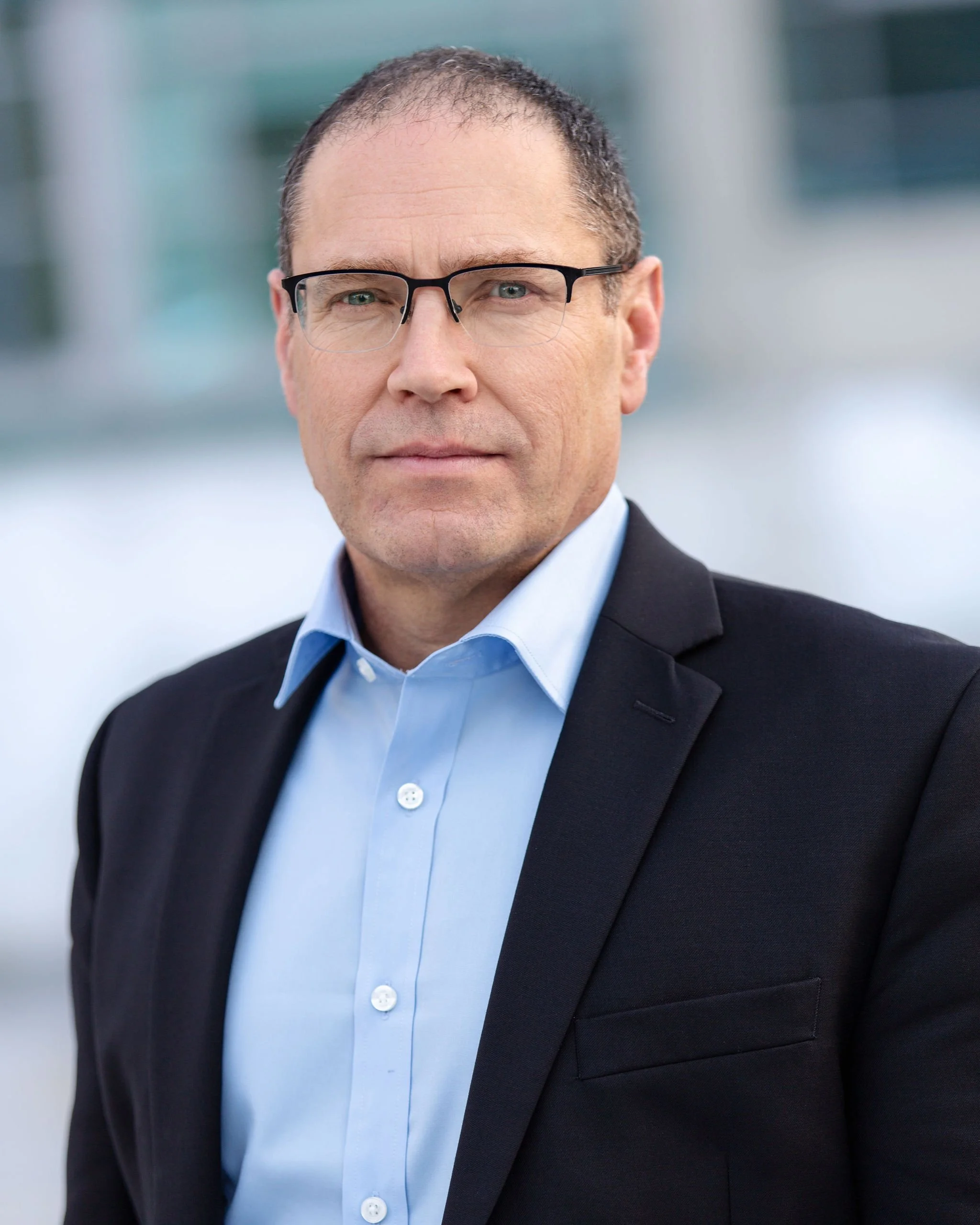 Mat Lo Vancouver Professional Headshot Photographer45.jpg