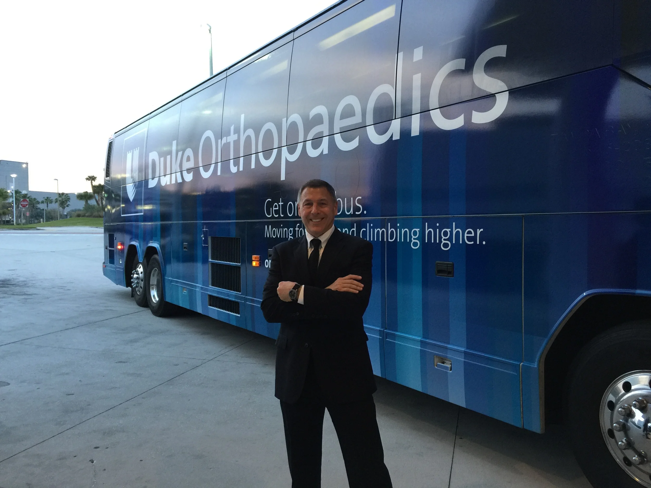 dukebus.jpg