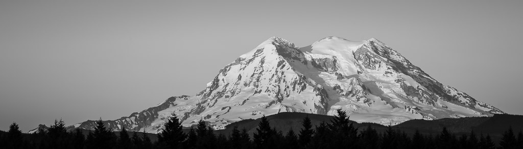 Mt Rainier panorama black & white