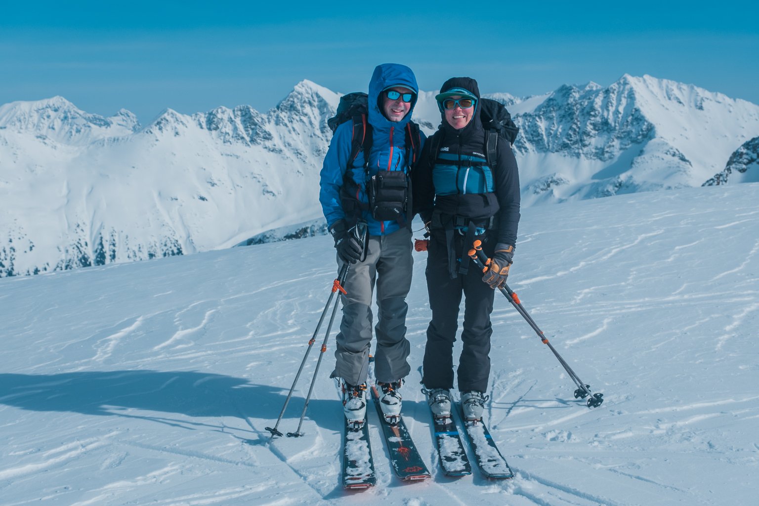 20230315-19_CMeder_XT20_Kees_and_Claire_Hut_Skiing_with_Ruffs-416.jpg