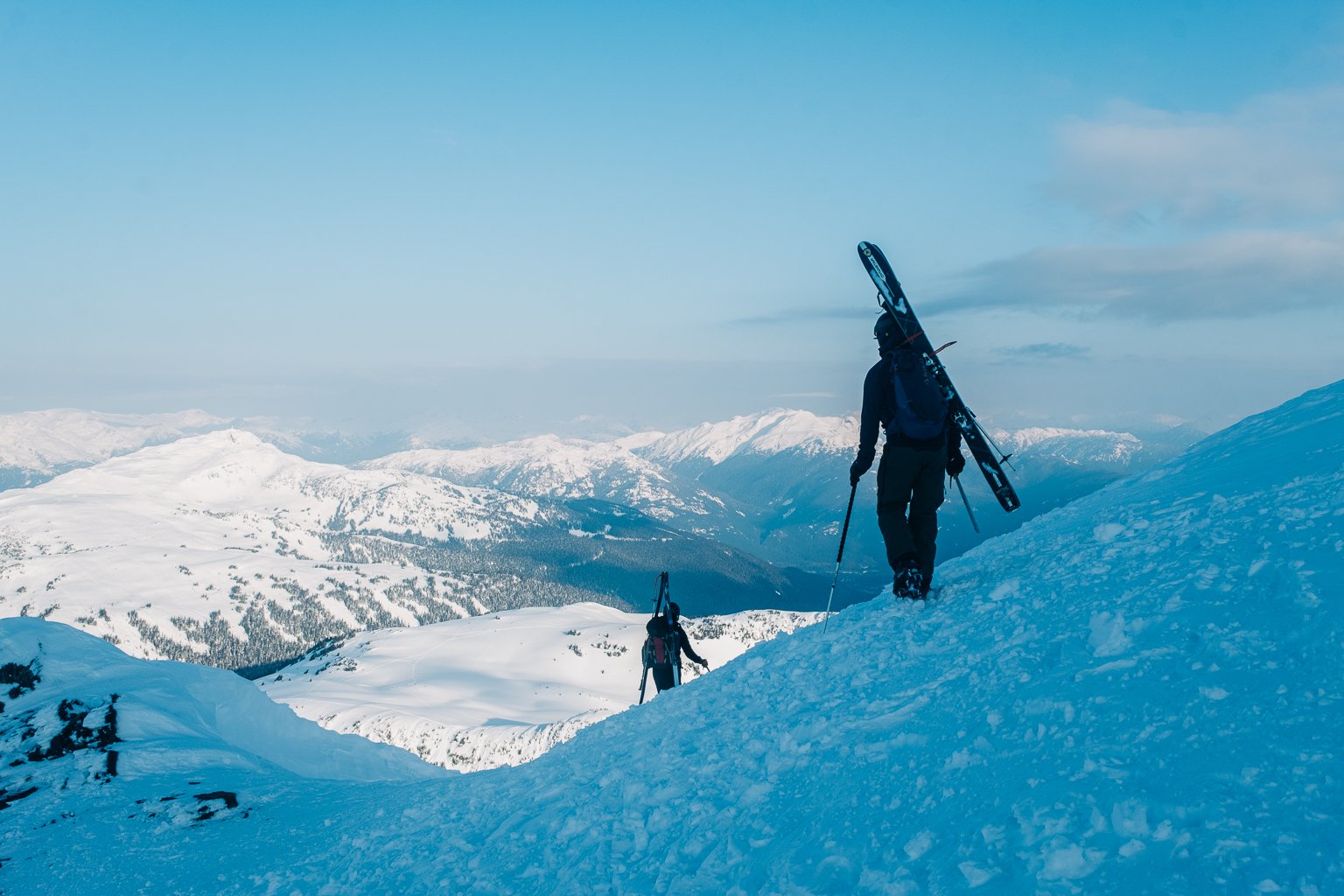 20230315-19_CMeder_XT20_Kees_and_Claire_Hut_Skiing_with_Ruffs-917.jpg