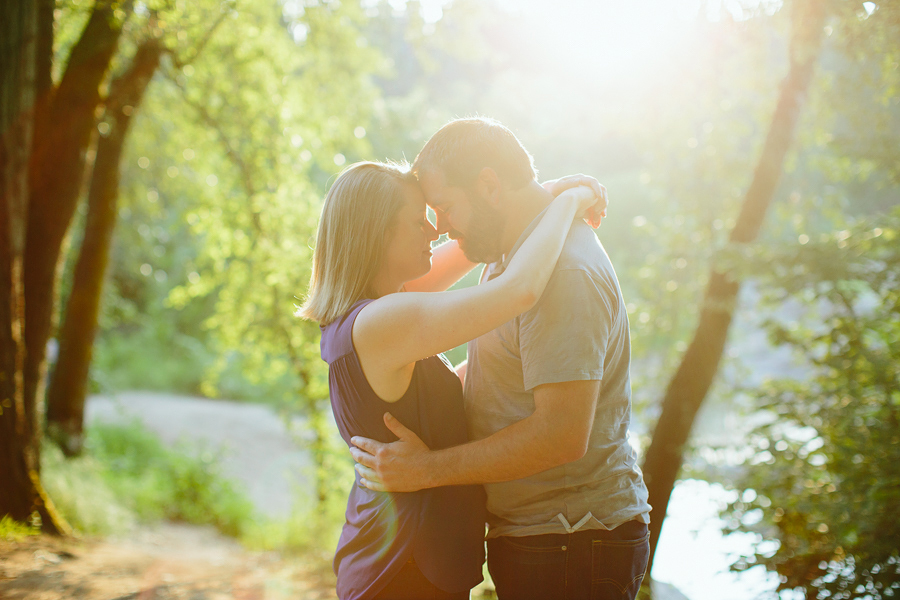 Elk-Rock-Island-Engagement-Photographs-5.jpg