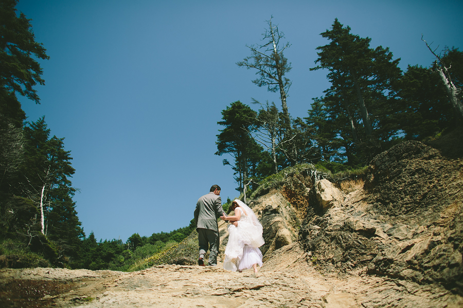 Cannon-Beach-Wedding-017.JPG