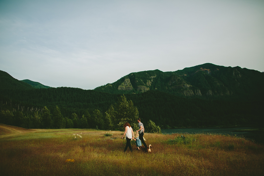 Columbia-River-Gorge-Family-Photographs-22.jpg