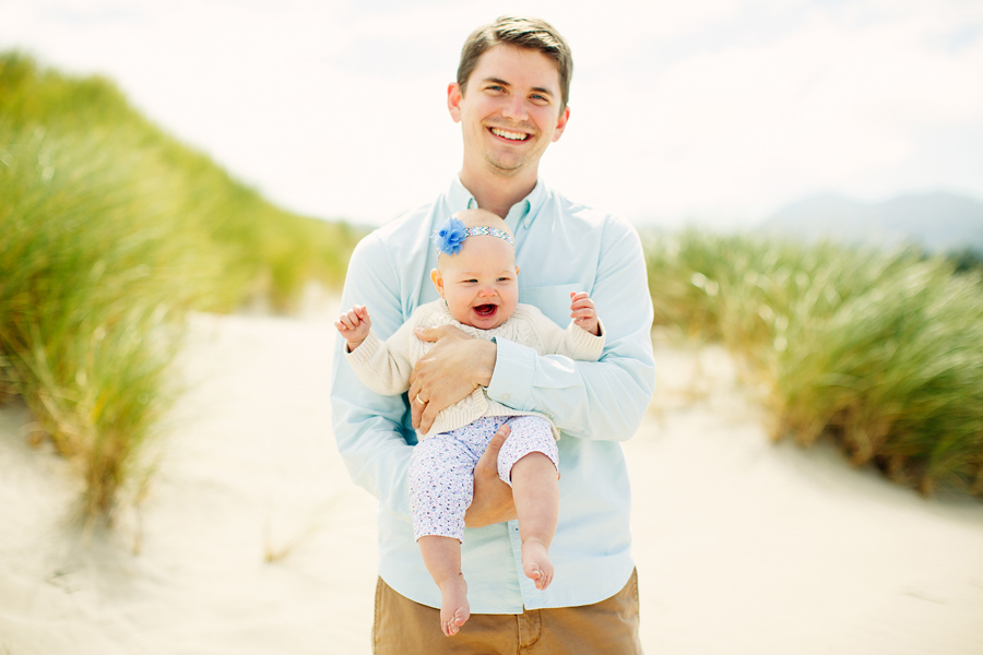 Cannon-Beach-Family-Photographs-10.jpg