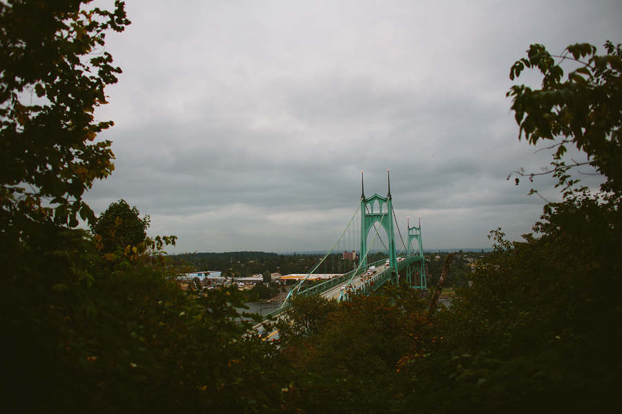 St-Johns-Bridge-Engagement-Photographs-3.jpg