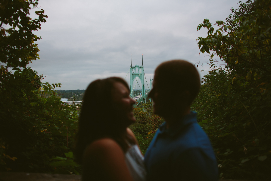 St-Johns-Bridge-Engagement-Photographs-13.jpg