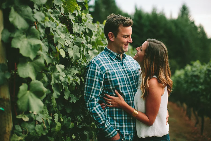 Willamette-Valley-Engagement-Photographs-18.jpg