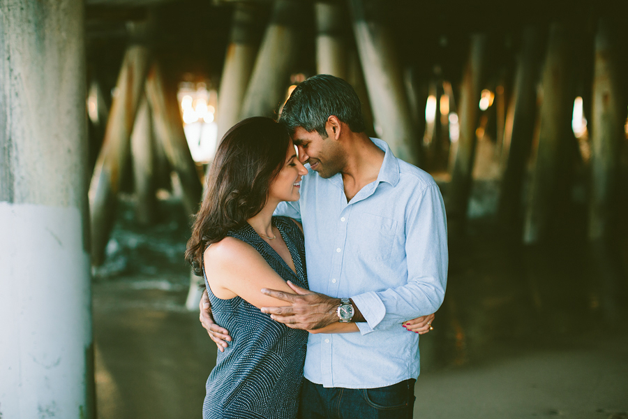 Santa-Monica-Pier-Engagement-Photographs-34.jpg