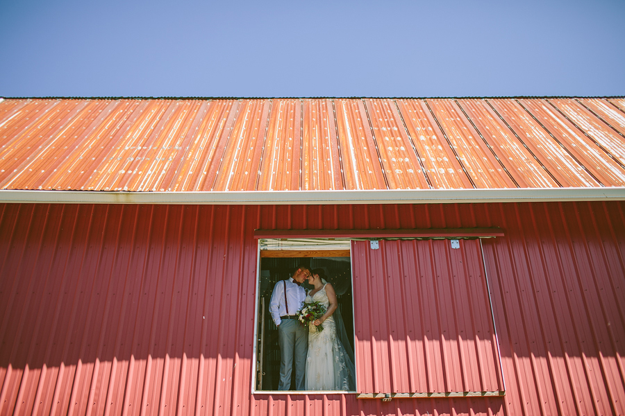 Tinas-Barn-Wedding-4.jpg