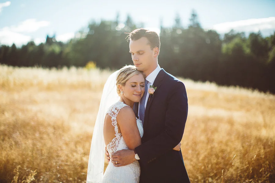 Mt-Hood-Bed-and-Breakfast-Wedding-Photos-73.jpg