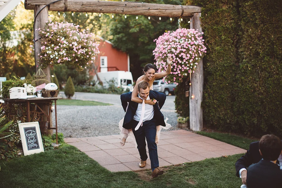Mt-Hood-Bed-and-Breakfast-Wedding-Photos-96.jpg