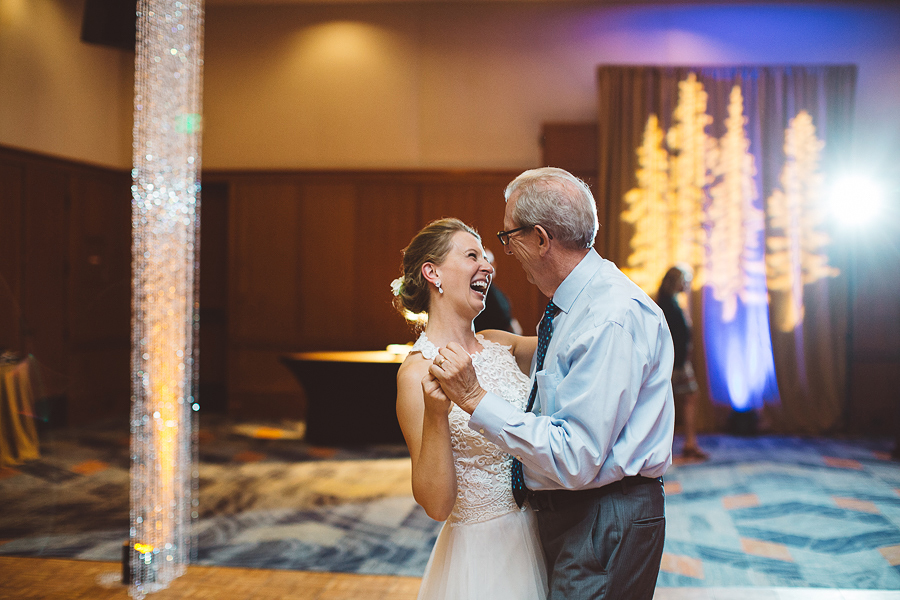 Skamania-Lodge-Wedding-Photos-96.jpg