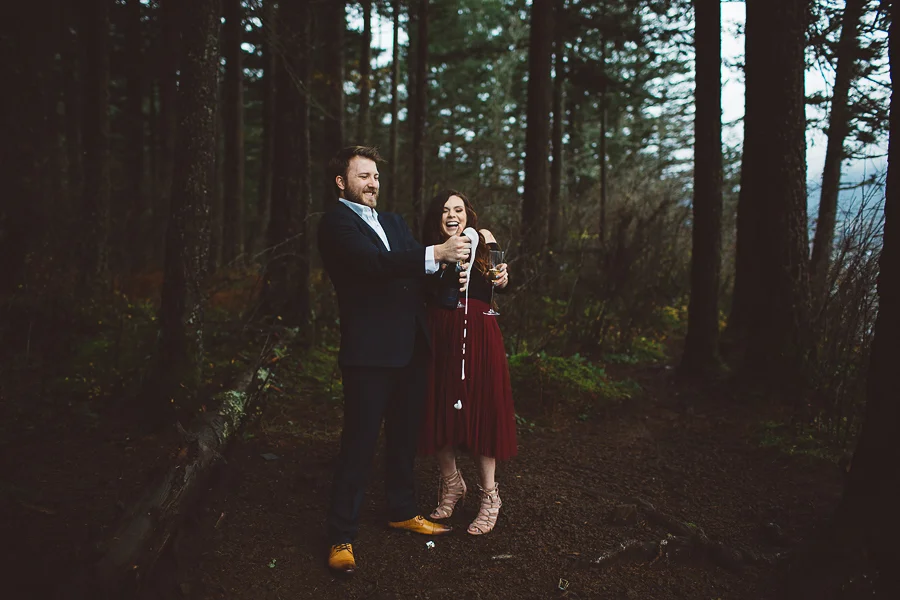 Horsetail-Falls-Engagement-Photos-27.jpg