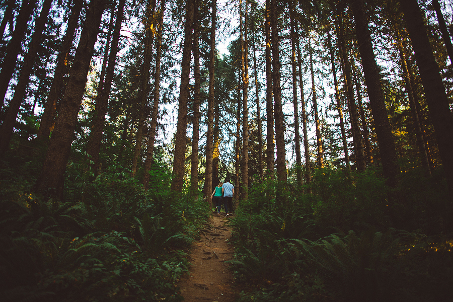 Hoyt-Arboretum-Engagement-Photographs-12.jpg