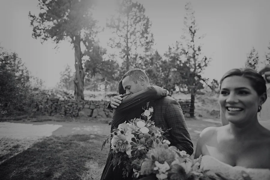 Bend-Wedding-Photographer-73.jpg
