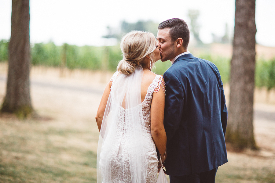 Vista-Hills-Vineyard-Wedding-Photos-80.jpg