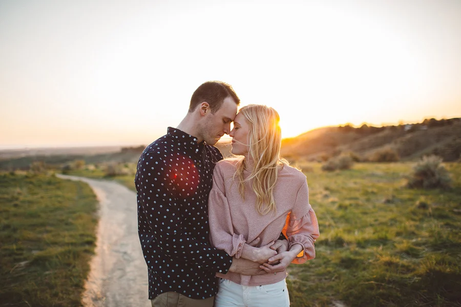 Boise-Foothills-Engagement-Photographer-28.jpg