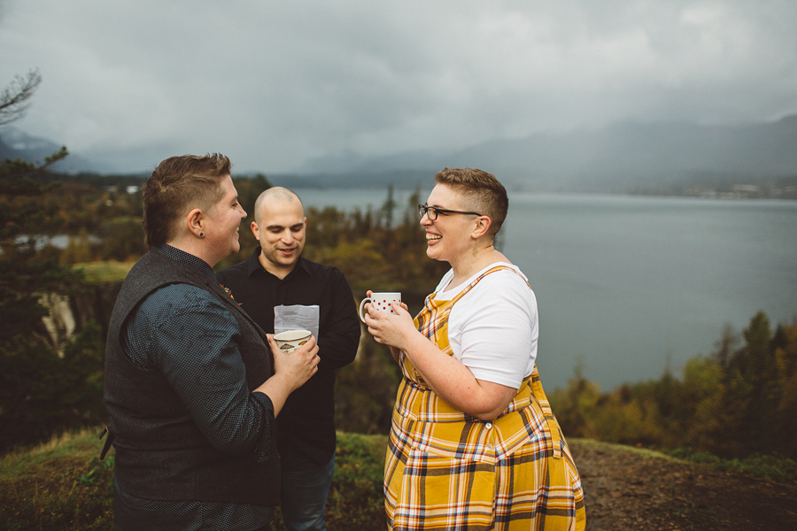 Columbia-River-Gorge-Wedding-20.jpg