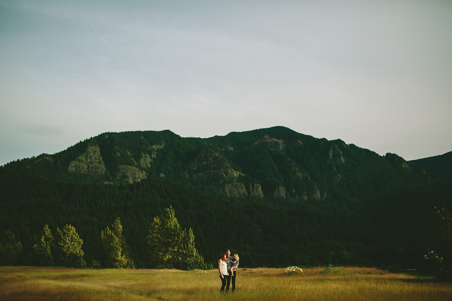 Columbia-River-Gorge-Family-Photographs-15.jpg