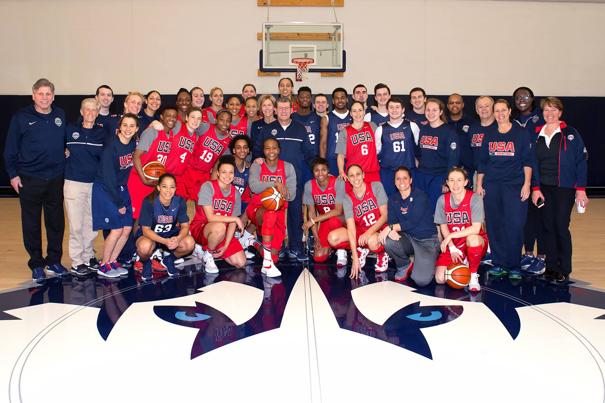 2012 Olympic Teammates www.jonessportsworld.com