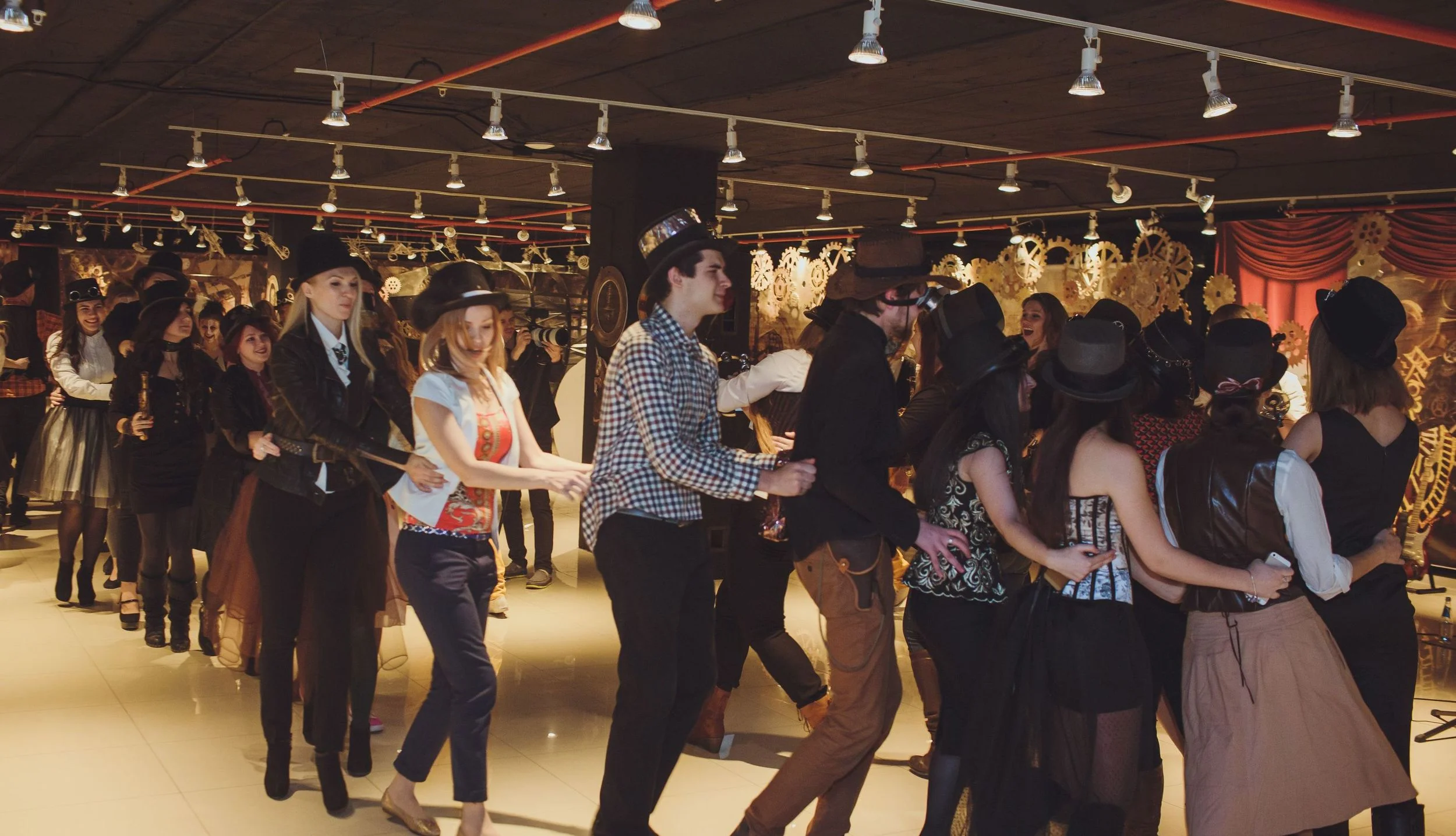 Карнавал «В поисках Рождества»