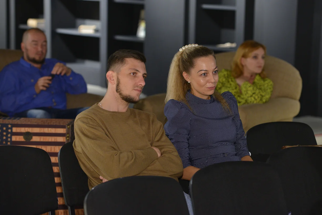 MAX (199 of 442).JPG