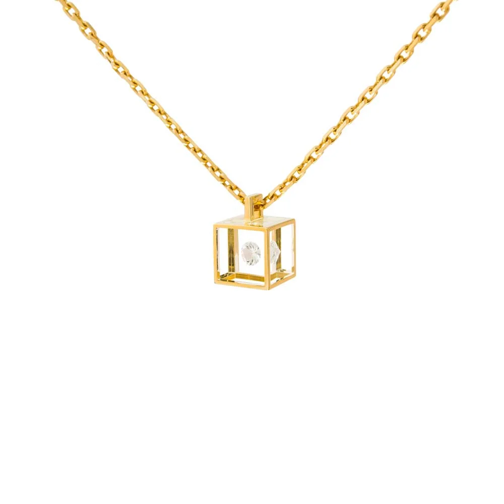 PASCAL-MORABITO-micro-cube-or-et-diamant.jpg
