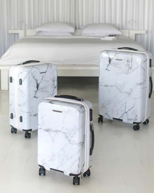 luggages-by-Pascal-Morabito-white-marble.jpg