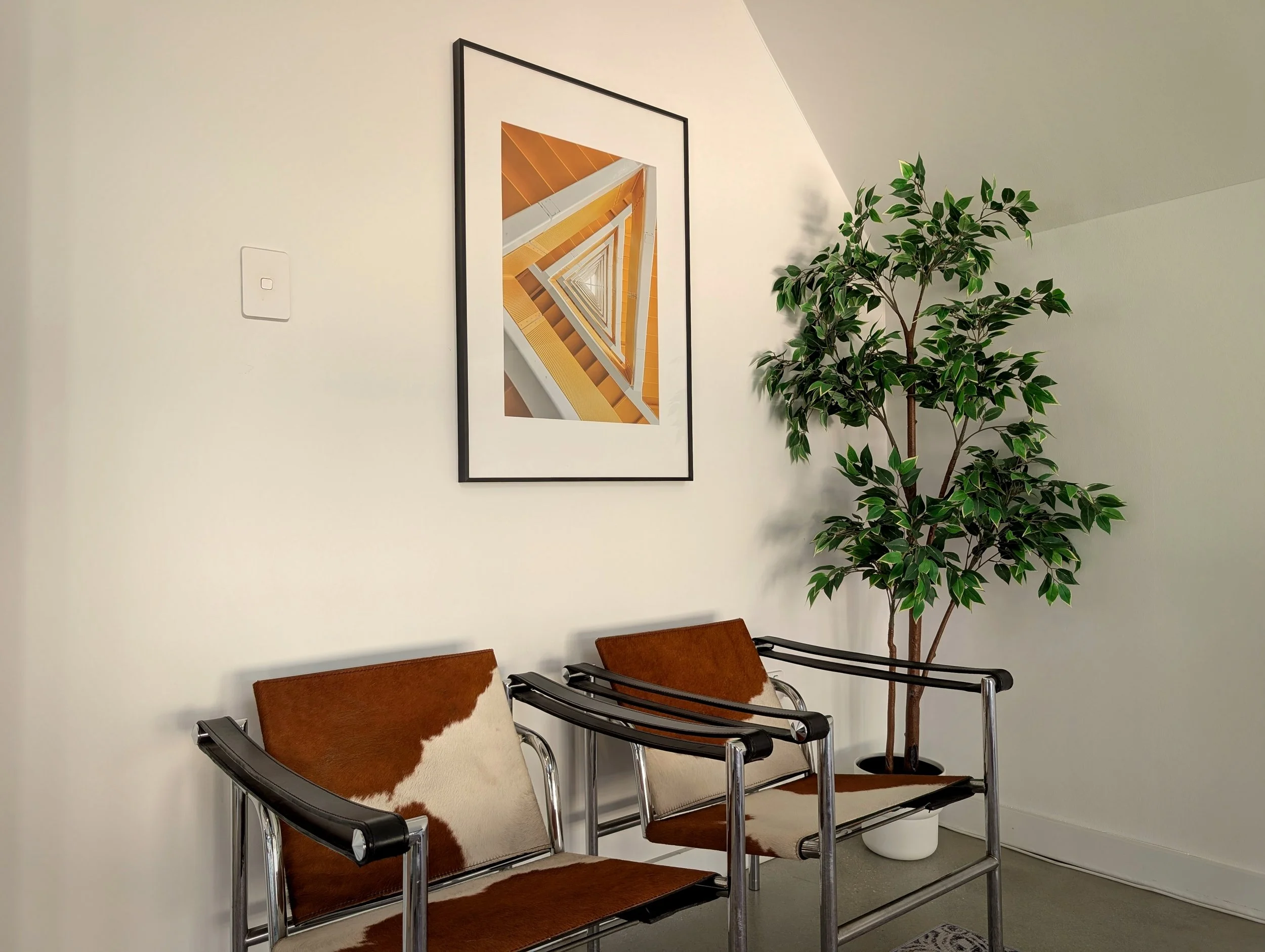 lounge-corner-graded.jpg